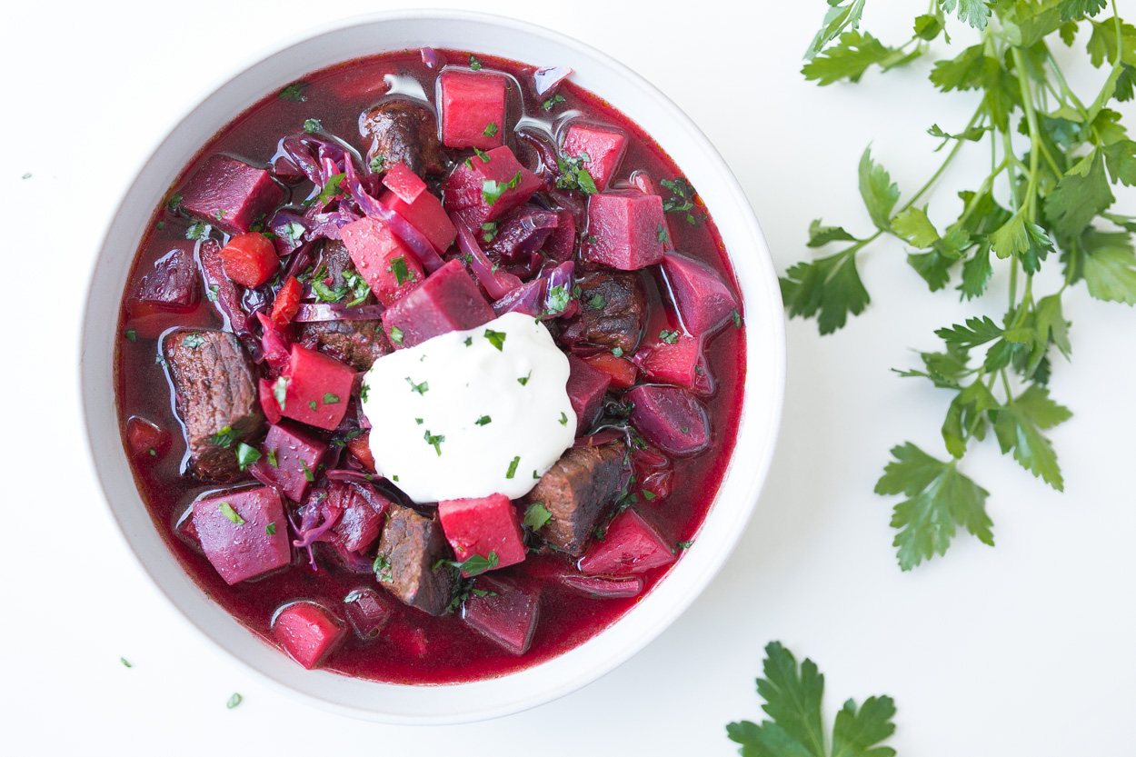 Slow Cooker Beef Borscht