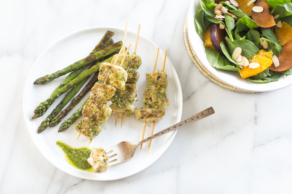 Pesto Grilled Chicken and Asparagus