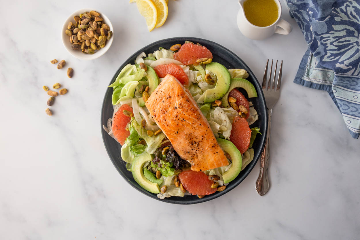 Salmon Salad with Avocado and Grapefruit