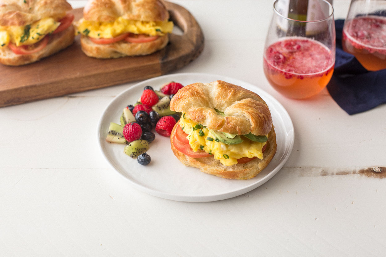 Breakfast Croissant-wich