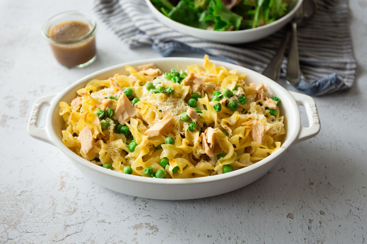 Tuna Noodle Casserole with Peas 