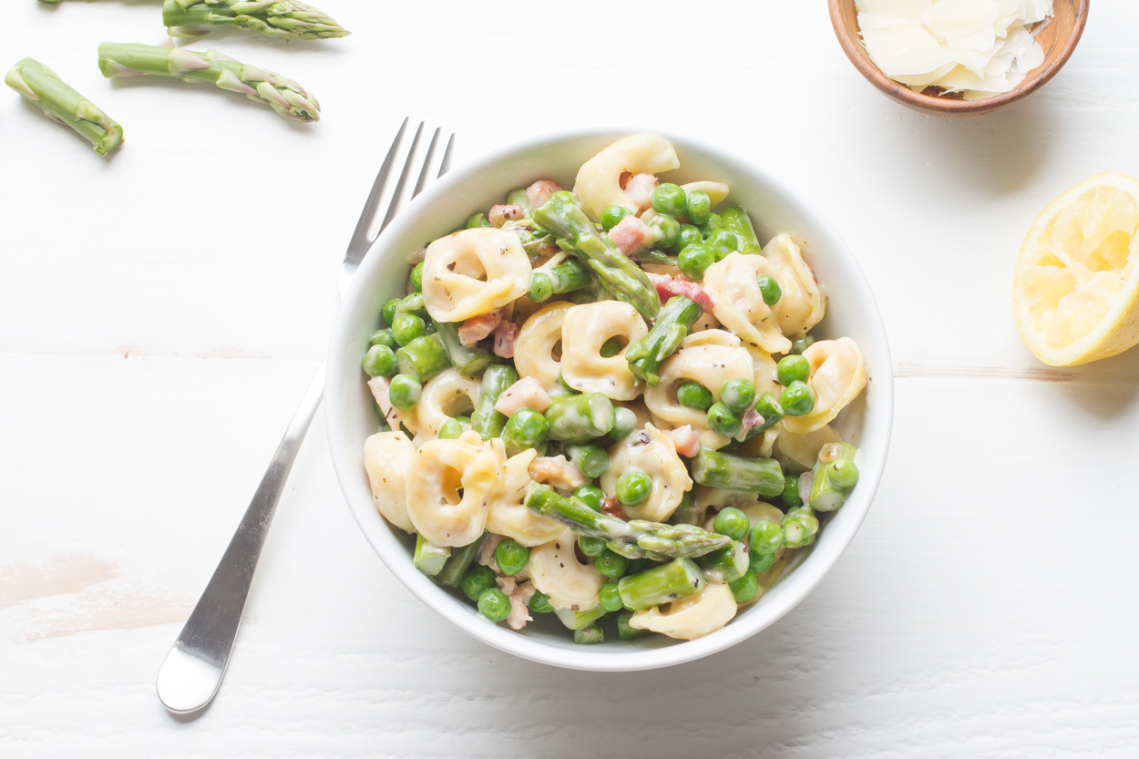 Spring Tortellini with Cream Sauce 