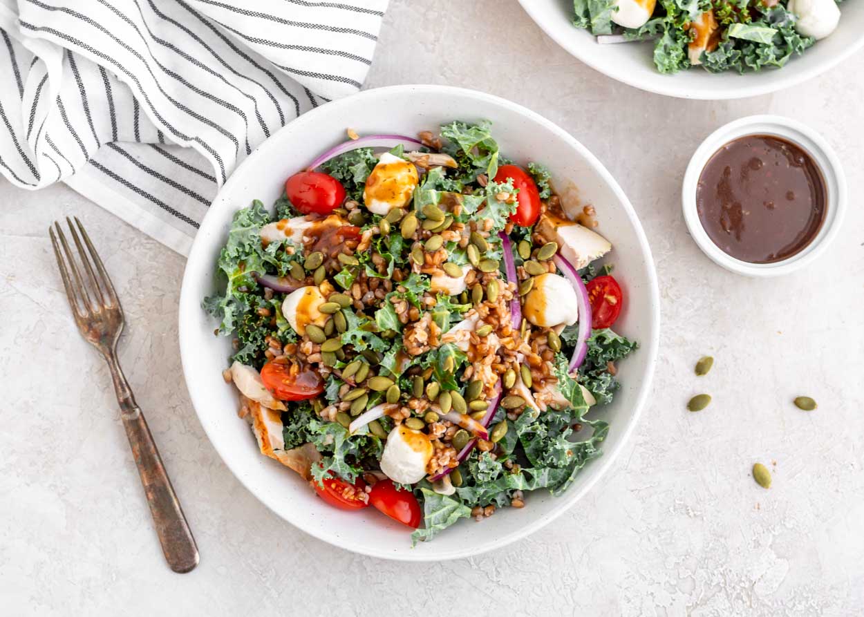 [Leftover] Chicken, Farro, and Kale Salad
