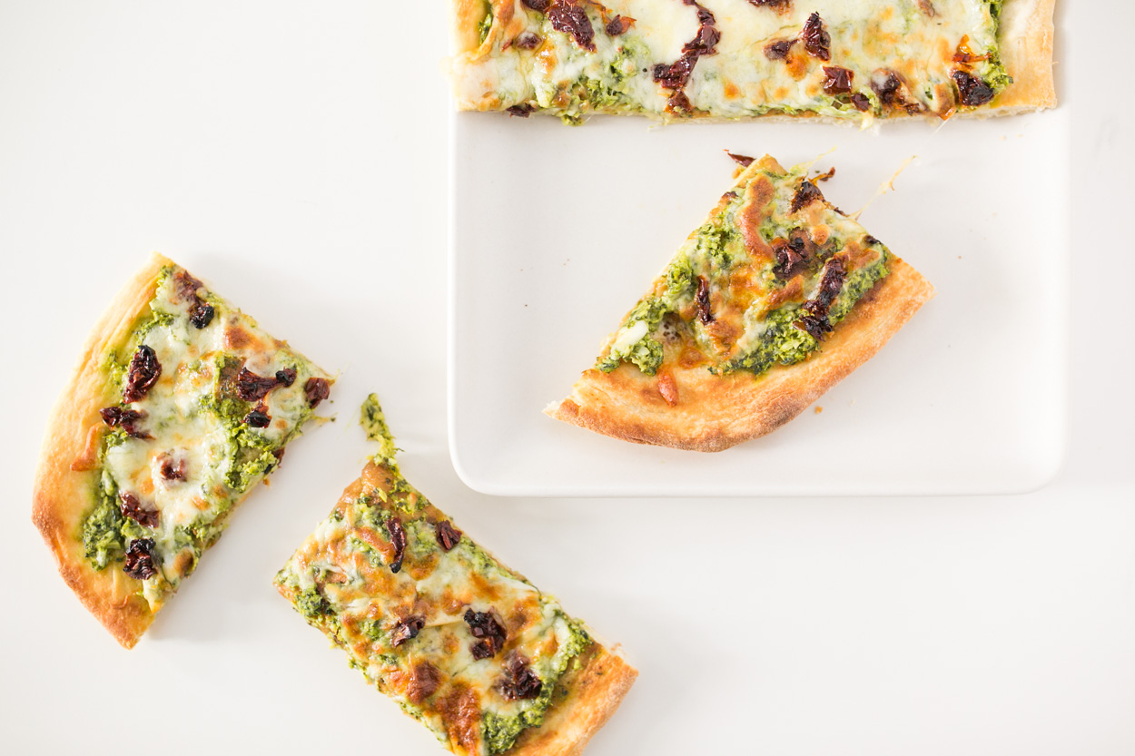 Pizza with Spinach-Artichoke Sauce