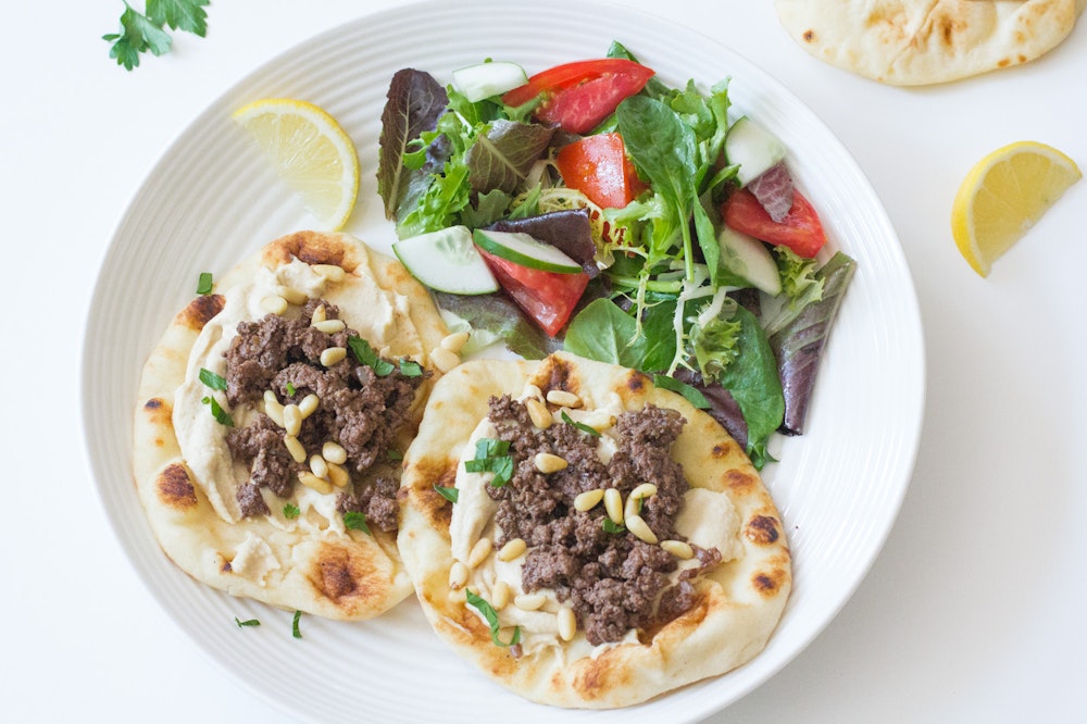 Turkish Pitas with Hummus and Mushrooms