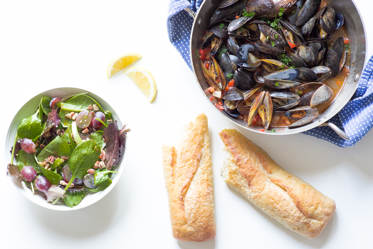 Mussels in Garlic White Wine Sauce