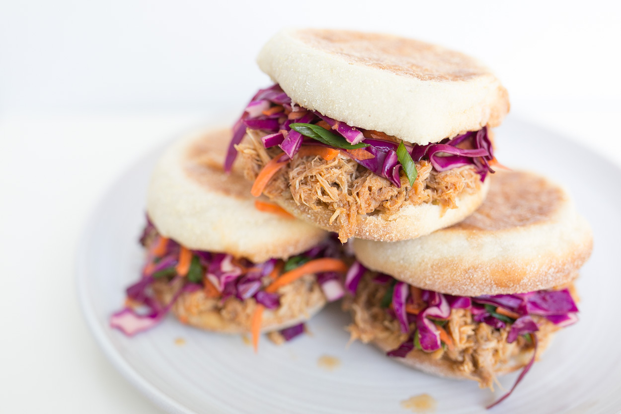 Slow Cooker Pulled Pork Sandwiches